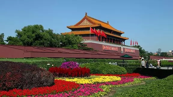 祖國(guó)，你好！襄陽(yáng)重材職工放歌頌祖國(guó)
